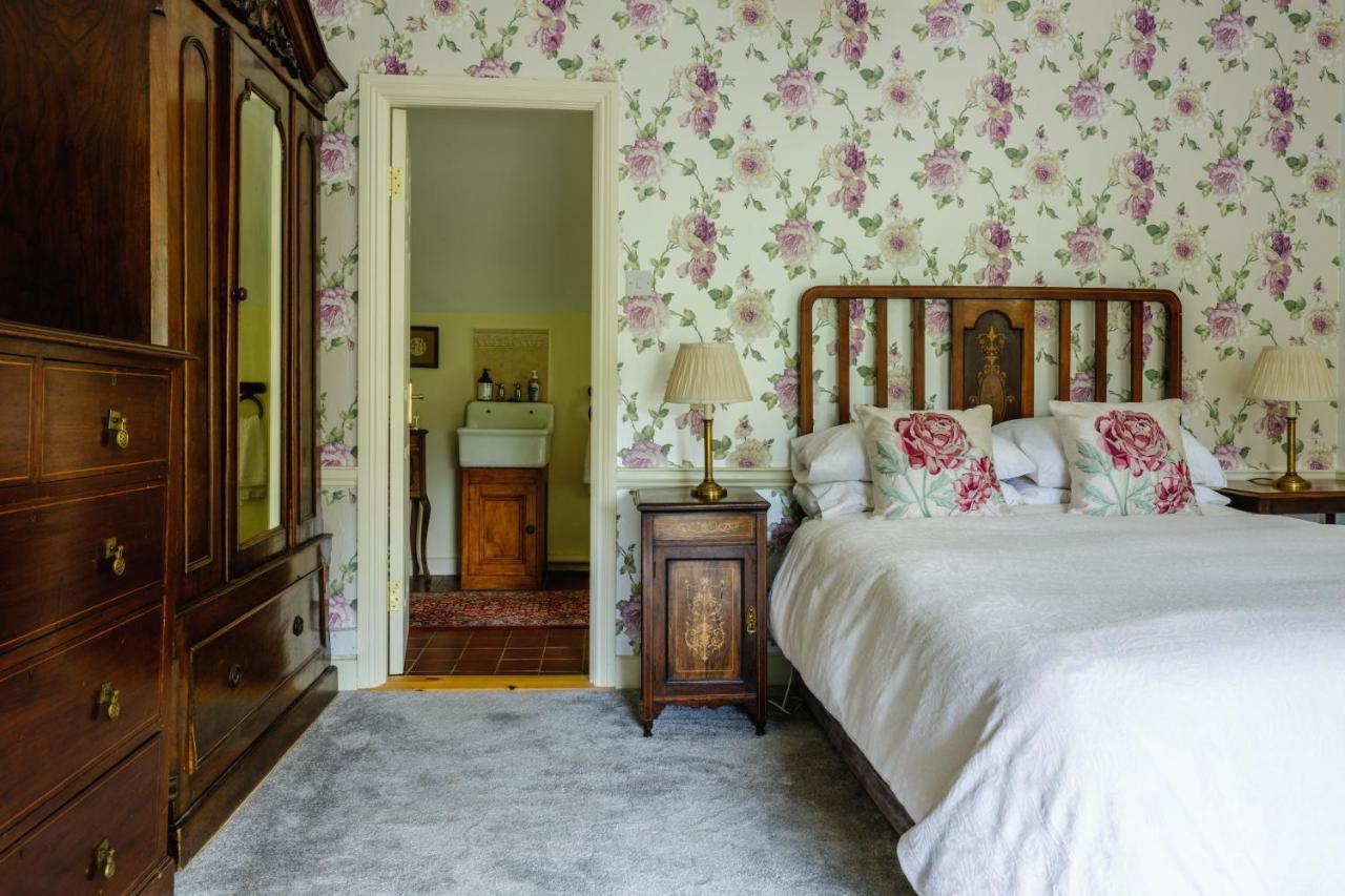Brooklawn House Bed And Breakfast Mohill エクステリア 写真