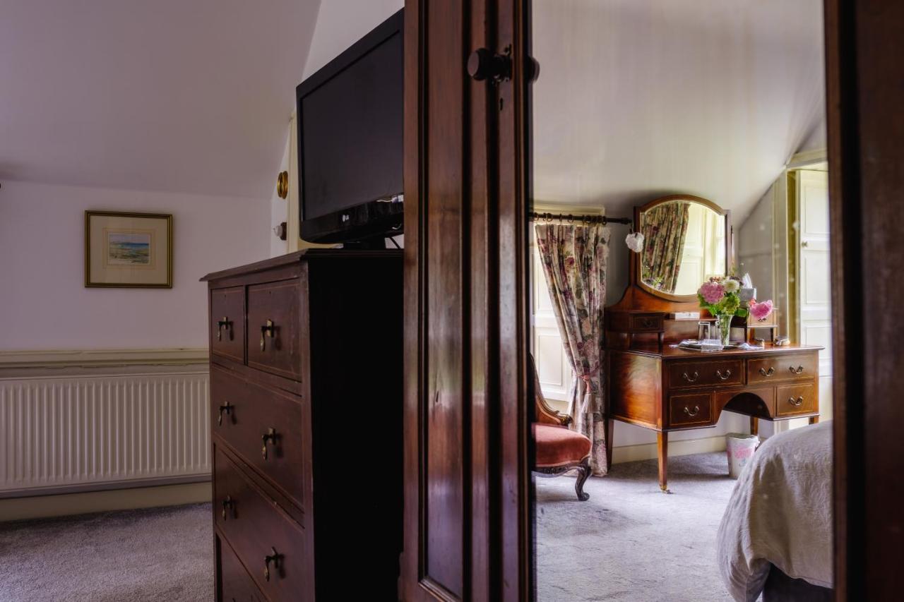 Brooklawn House Bed And Breakfast Mohill エクステリア 写真