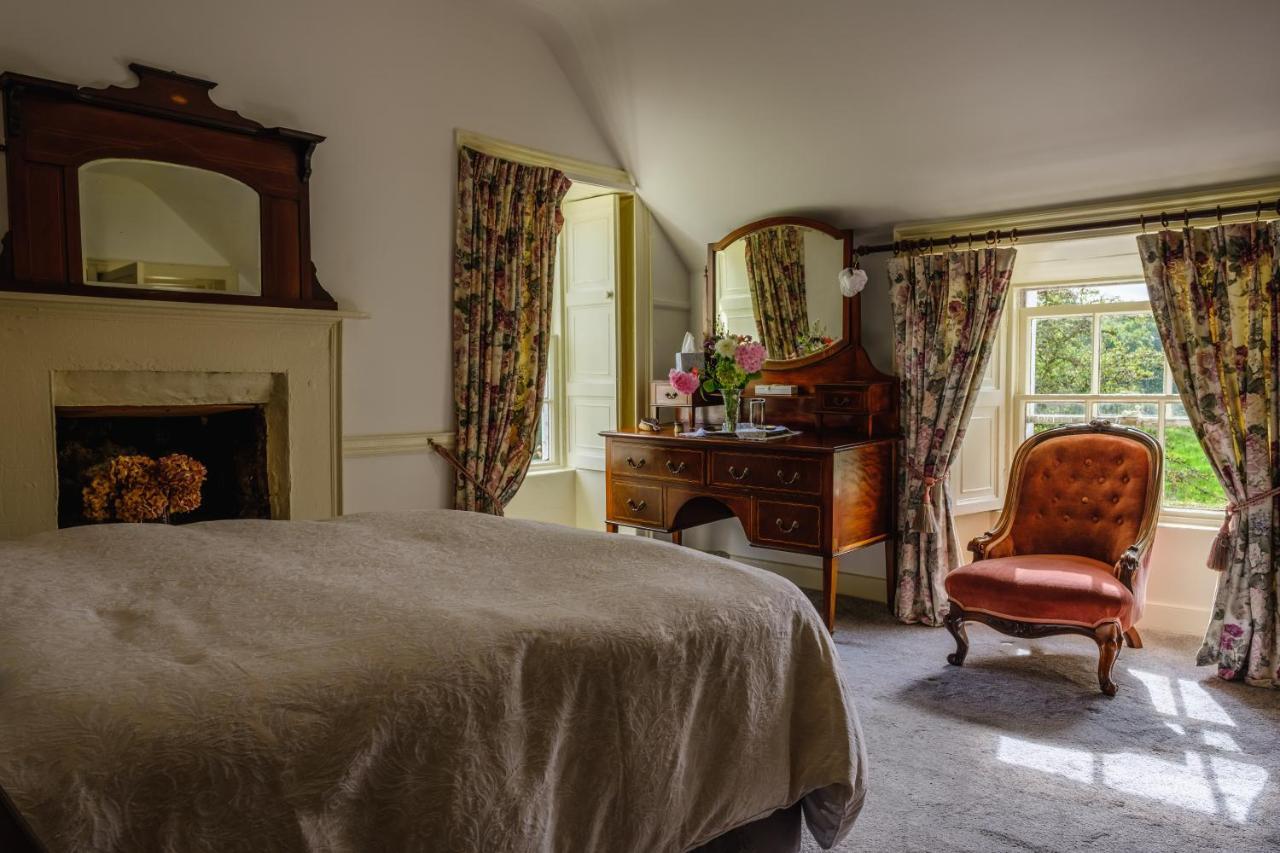Brooklawn House Bed And Breakfast Mohill エクステリア 写真