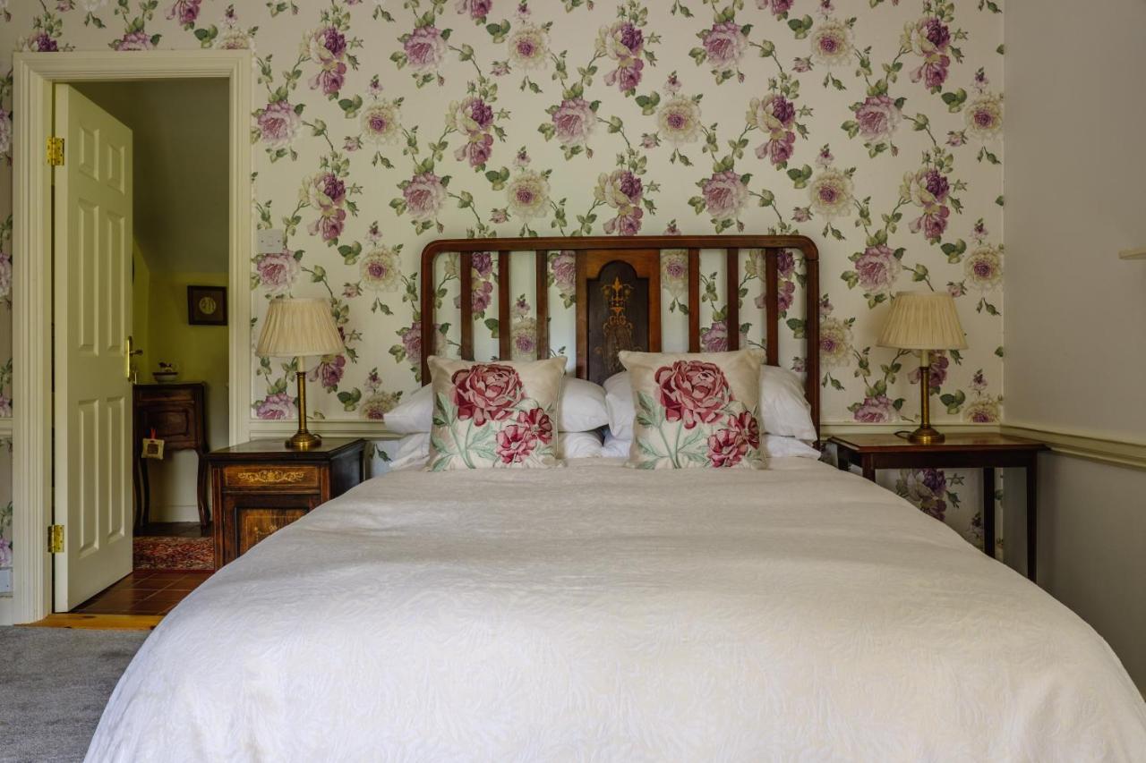 Brooklawn House Bed And Breakfast Mohill エクステリア 写真