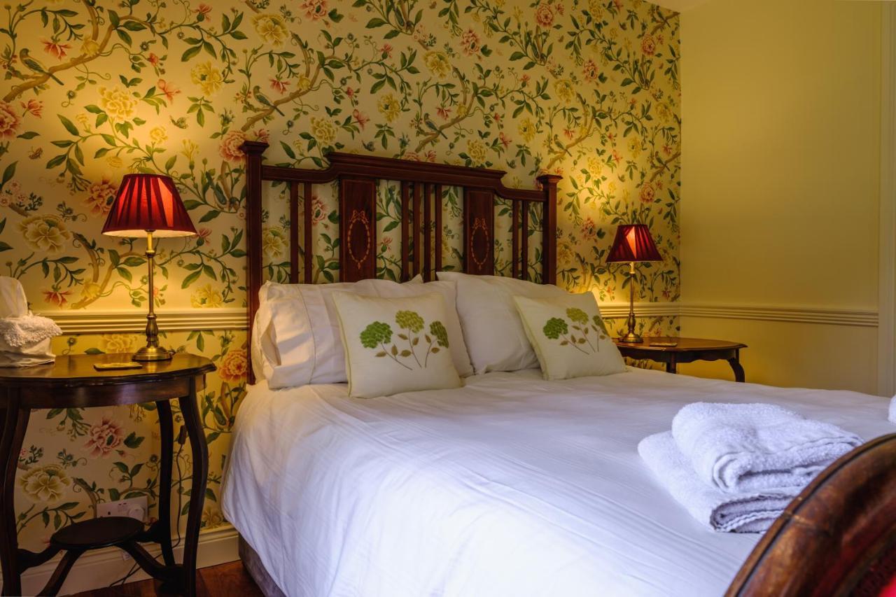 Brooklawn House Bed And Breakfast Mohill エクステリア 写真